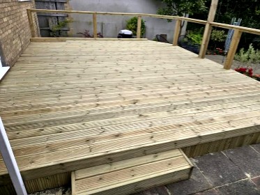 After – compact deck with step